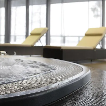 Langvik Congress Wellness Отель Киркконумми